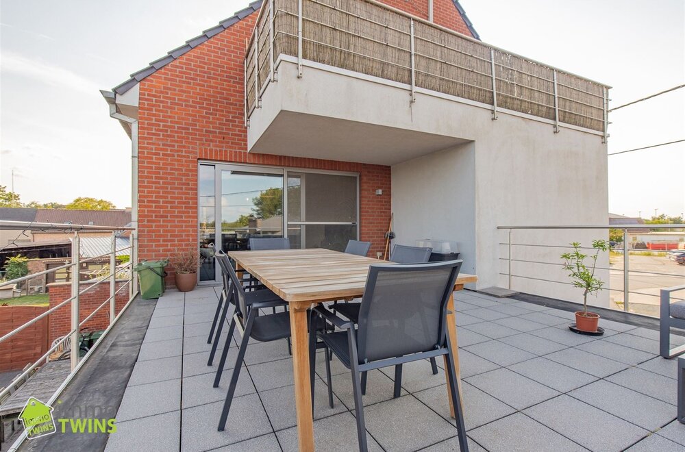 instapklaar-appartement-met-terras-te-moerzeke004.jpg