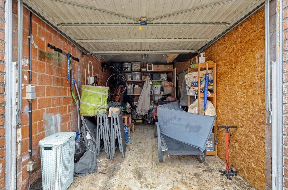 gelijkvloers-appartement-met-zw-tuin-en-garage-te-koop015.jpg