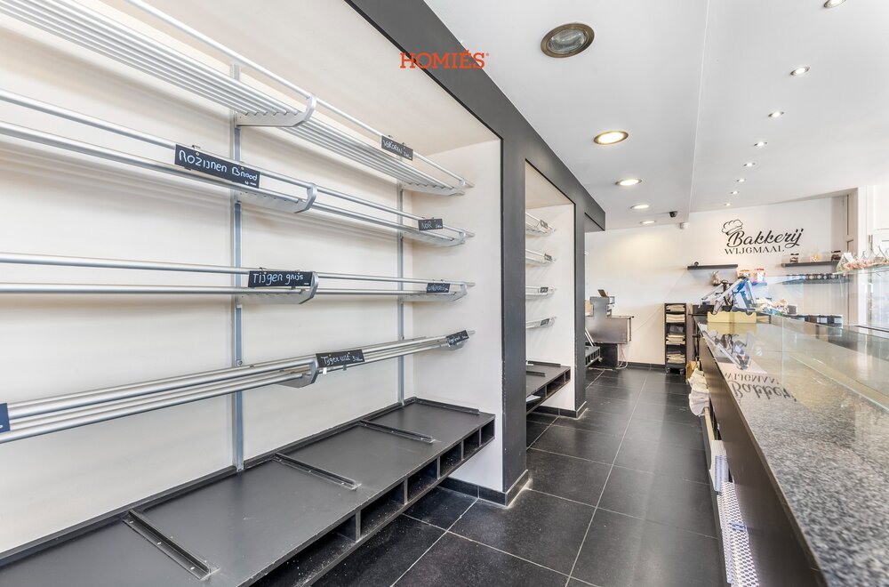 volledig-uitgeruste-handelsruimte-op-strategische-locatie005.jpg