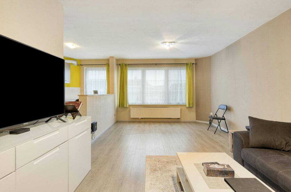 verzorgd-appartement-met-2-slaapkamers-te-koop-in-merksem005.jpg