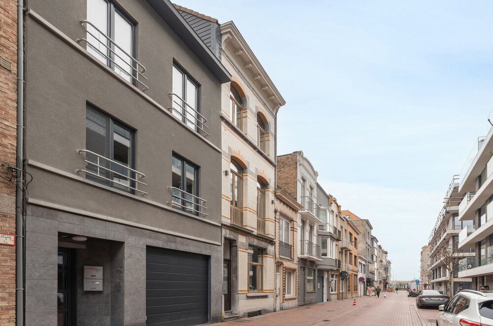 uniek-opbrengsteigendom-in-het-hart-van-blankenberge024.jpg