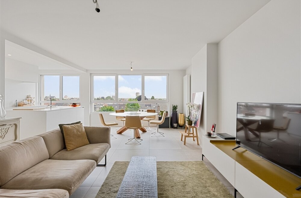 ruim-en-stijlvol-appartement-met-terras-en-prachtig-uitzicht-in-hartje-aalst002.jpg