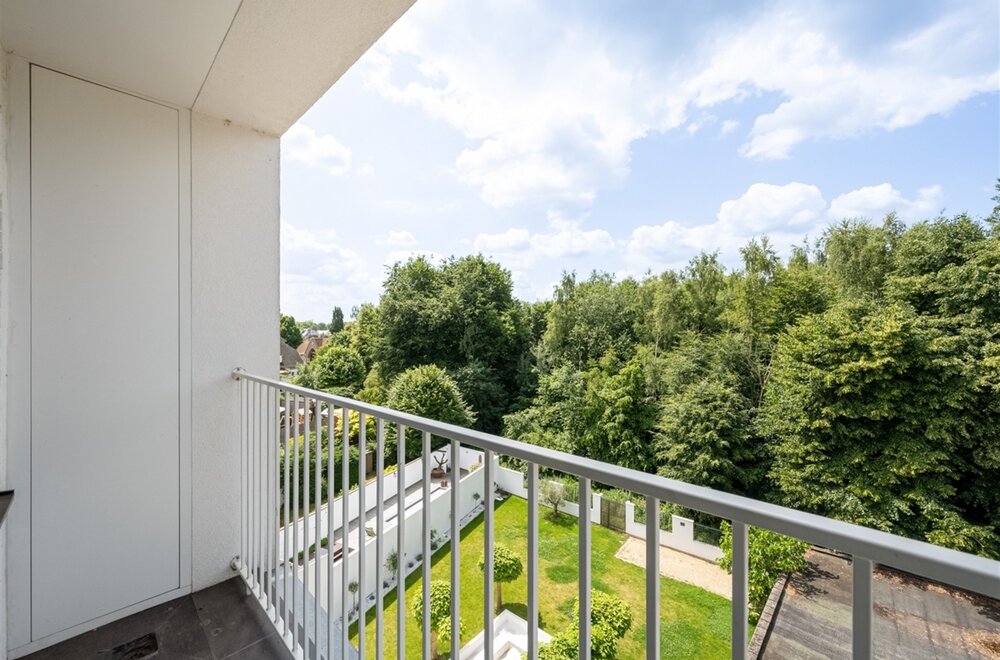 ruim-en-stijlvol-appartement-met-terras-en-prachtig-uitzicht-in-hartje-aalst017.jpg