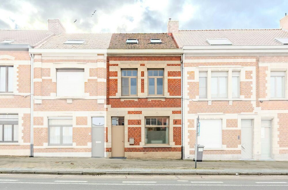 recent-gerenoveerd-huis-te-koop-in-ieper002.jpg