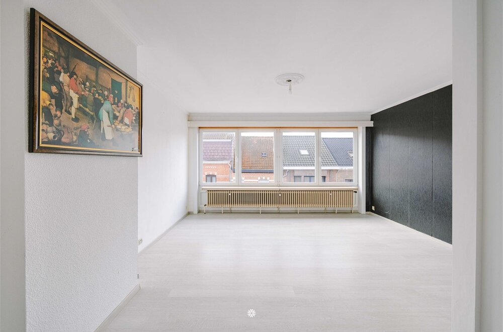 opbrengsteigendom-bestaande-uit-2-appartement-met-garage-in-sint-niklaas-011.jpg