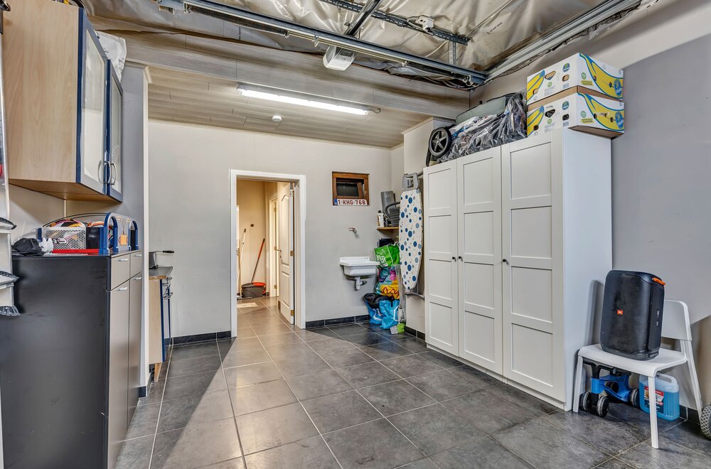 prachtige-instapklare-woning-met-3-slpks-tuin-en-garage005.jpg