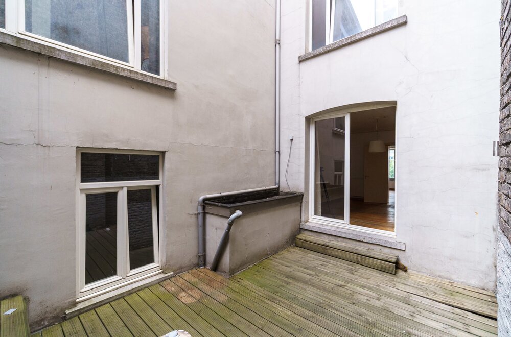 investeringsapp-met-ruim-terras-op-toplocatie-in-brussel005.jpg