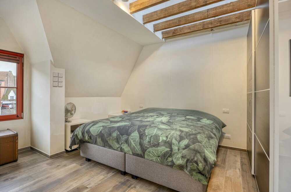 uitgeruste-herenwoning-met-3-slaapkamers-in-de-brugse-stad006.jpg