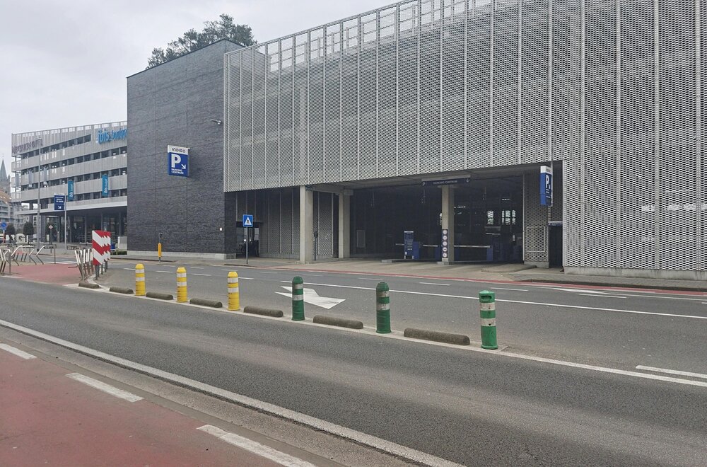 3-autostaanplaatsen-te-koop-nabij-station-van-blankenberge009.jpg