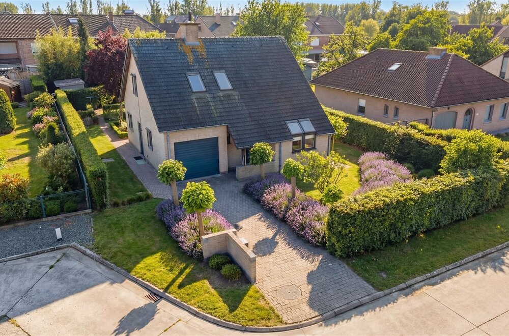prachtige-open-bebouwing-met-3-slks-en-tuin001.jpg
