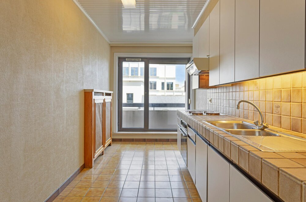 instapklaar-appartement-met-2-slaapkamers-te-roeselare-007.jpg