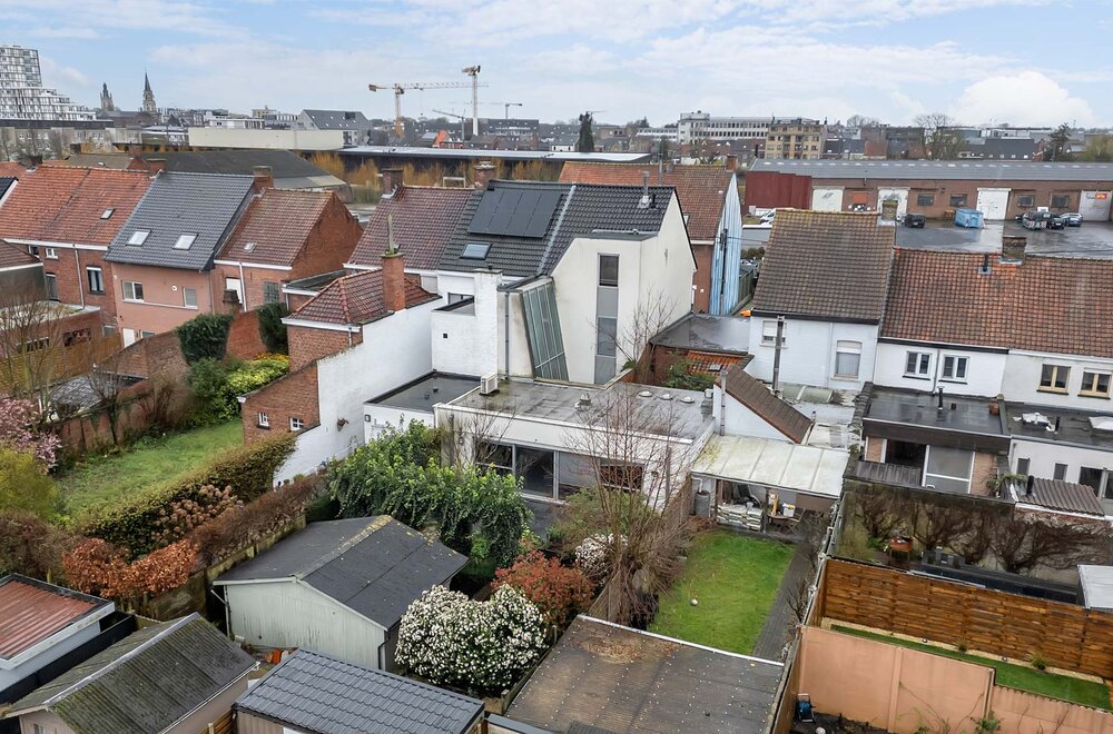 unieke-architectenwoning-vlakbij-het-centrum-van-roeselare020.jpg