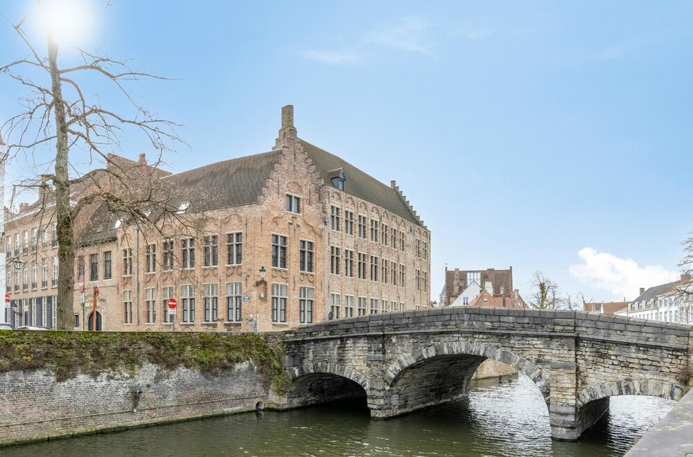 1-slaapkamer-appartement-te-koop-in-het-historische-centrum-van-brugge012.jpg