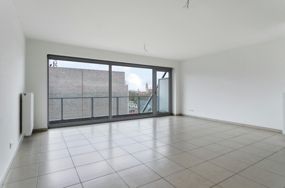 instapklaar-appartement-met-epc-a-nabij-het-station-van-brugge002.jpg