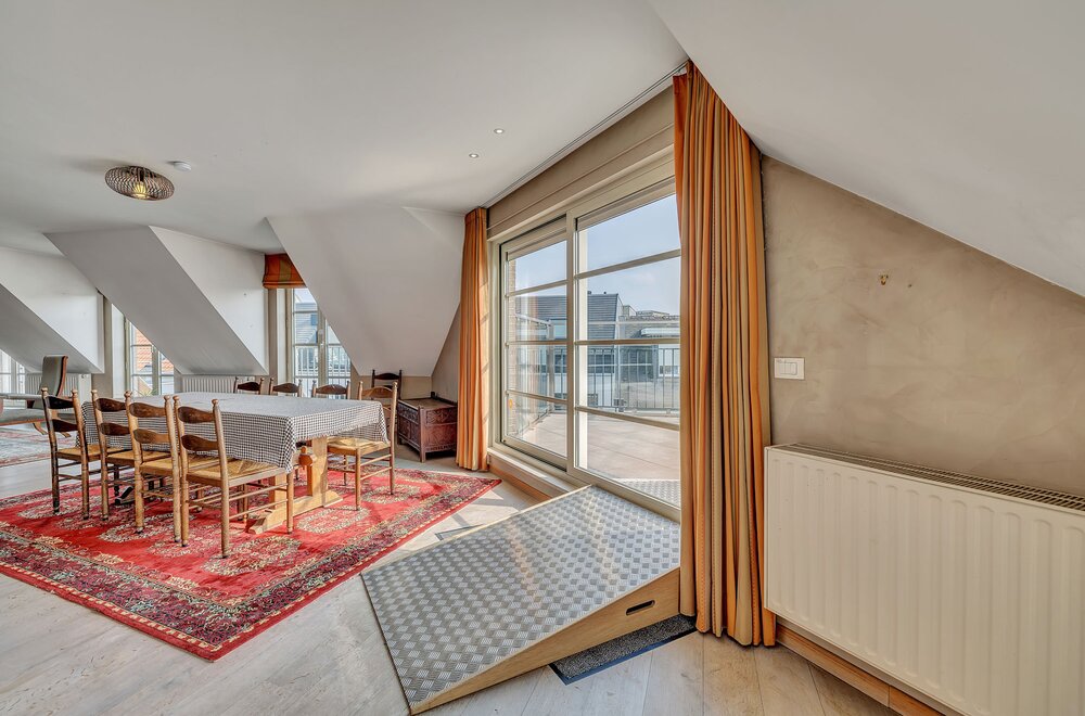 luxe-penthouse-met-2-slpks-5-terrassen-centrum-zottegem007.jpg