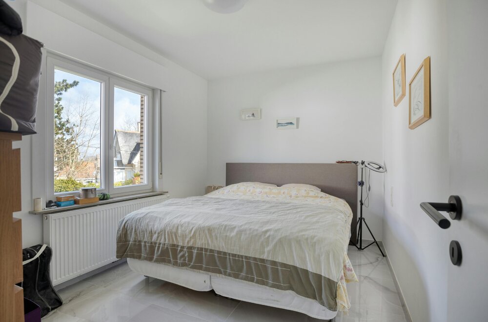 appartement-90m-met-3-slaapkamers-en-zeer-ruime-garage006.jpg