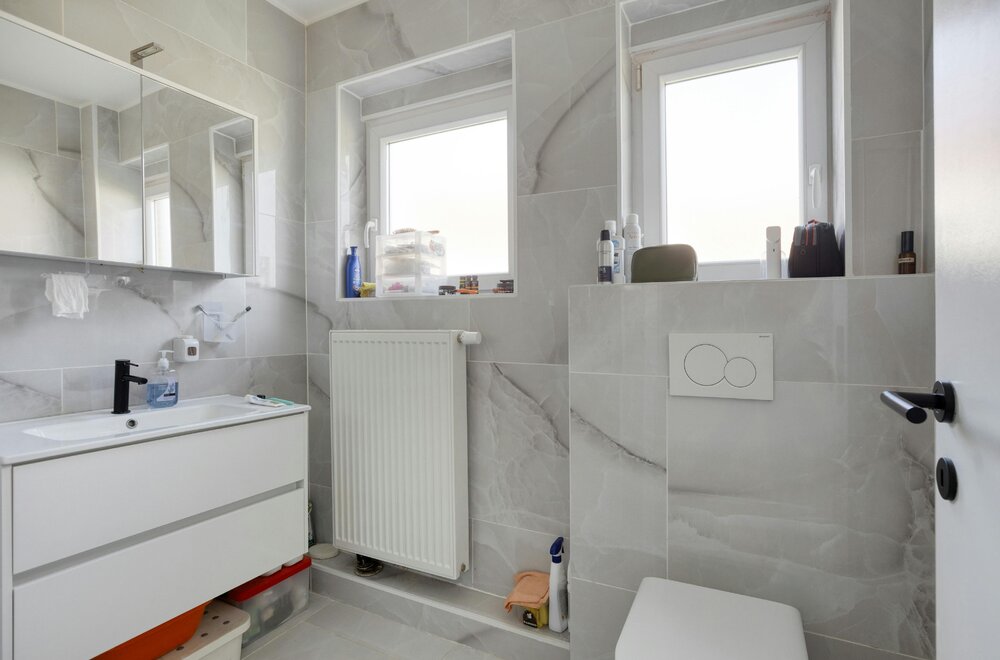 appartement-90m-met-3-slaapkamers-en-zeer-ruime-garage007.jpg