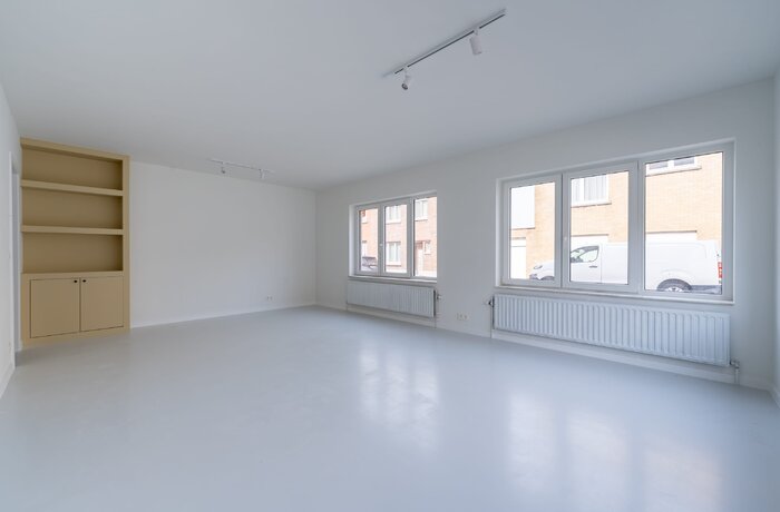 1600 Sint-Pieters-Leeuw