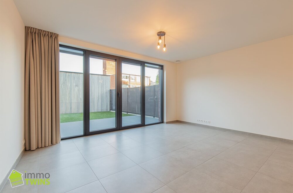 modern-gelijkvloers-appartement-met-tuinterras-en-staanplaats-te-grembergen-bij-dendermonde-003.jpg