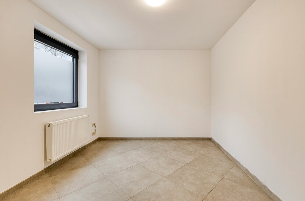 bel-etagewoning-met-2-buitenruimtes-te-koop-in-zwijnaarde012.jpg