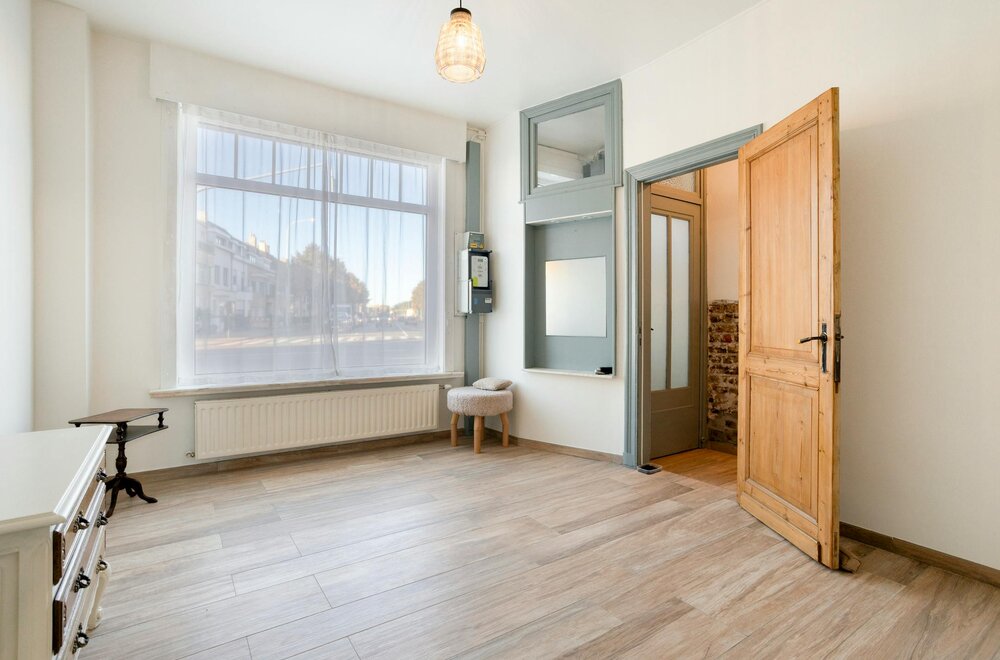 instapklaar-huis-met-4-slaapkamers-te-koop-in-blankenberge002.jpg