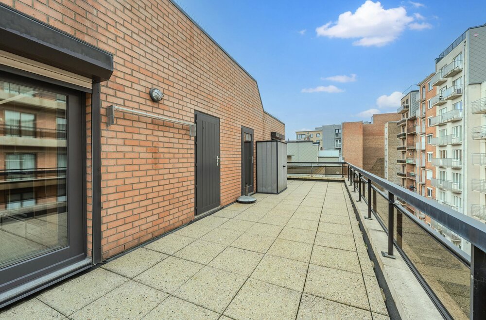 instapklaar-dakappartement-met-royale-terrassen-op-centrale-ligging-027.jpg