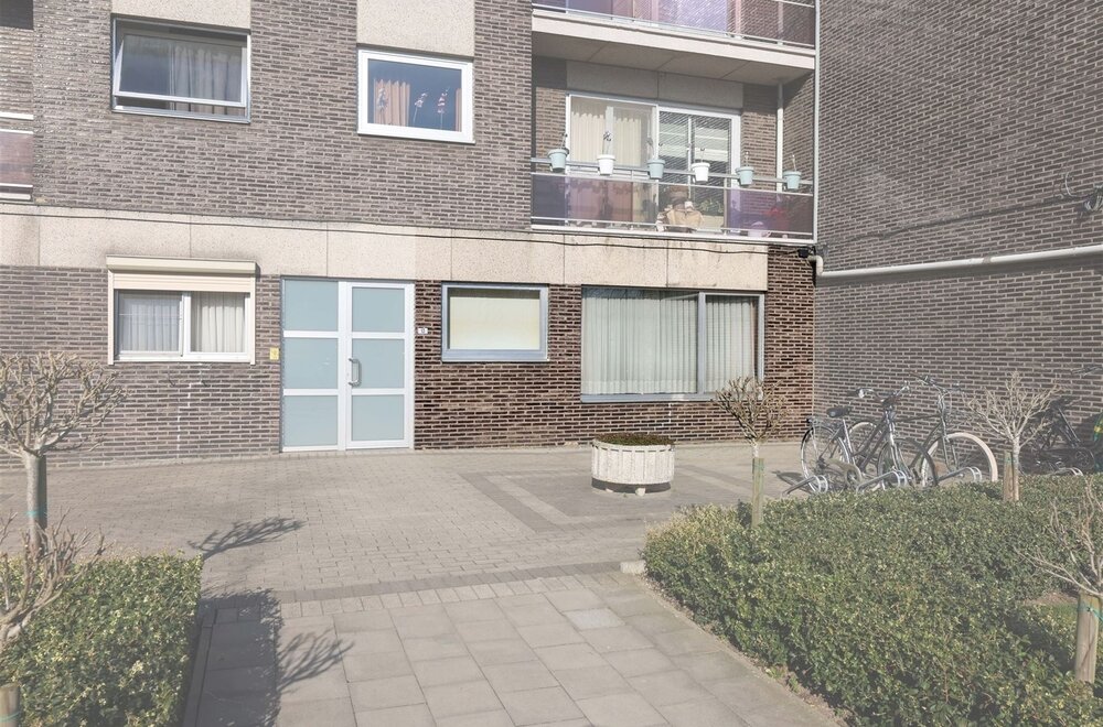 lichtrijk-gelijkvloers-appartement-met-2-slaapkamers-terras-n-garagebox-rustig-en-centraal-gelegen-015.jpg