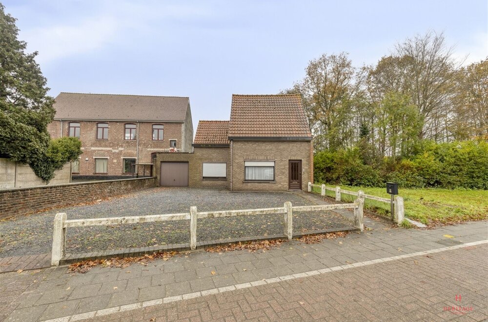 te-renoveren-woning-met-potentieel-op-centrale-ligging-in-deinze001.jpg