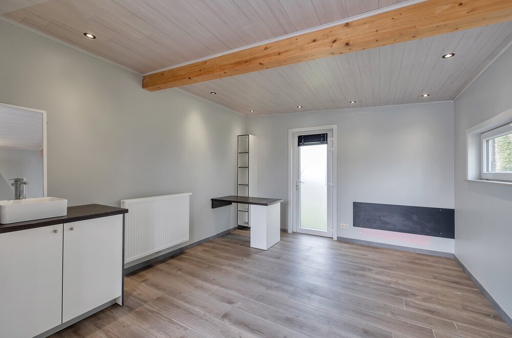instapklare-woning-met-2-3-slaapkamers-en-tuin-te-wambeek-019.jpg