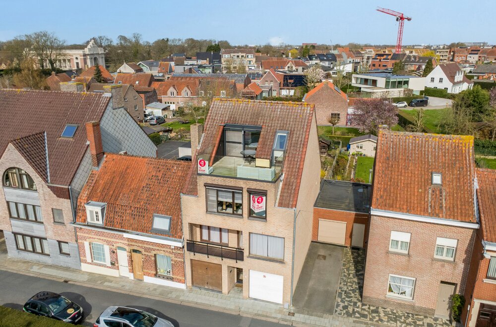 appartement-te-koop-met-dakterras-twee-kamers-en-garage-in-ieper016.jpg