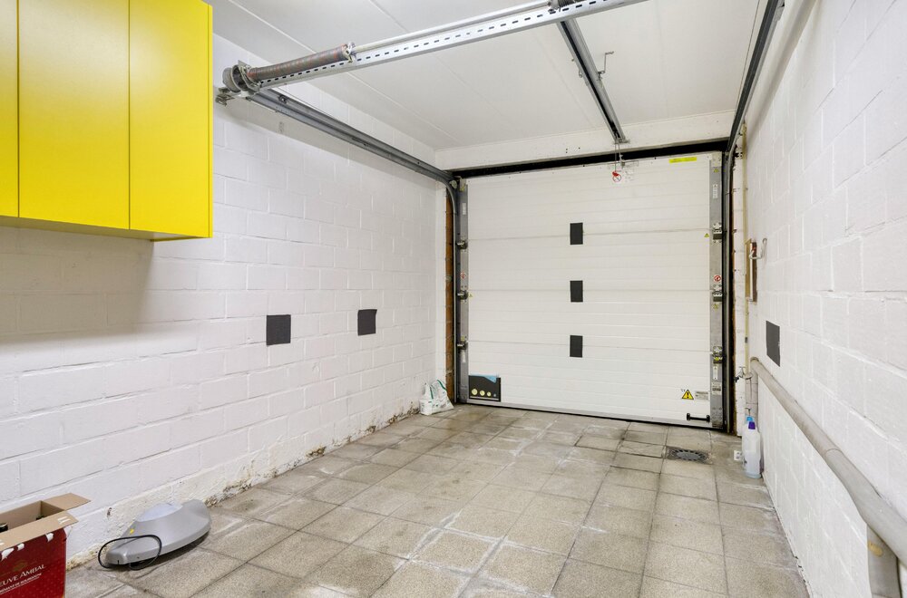 appartement-te-koop-met-dakterras-twee-kamers-en-garage-in-ieper022.jpg