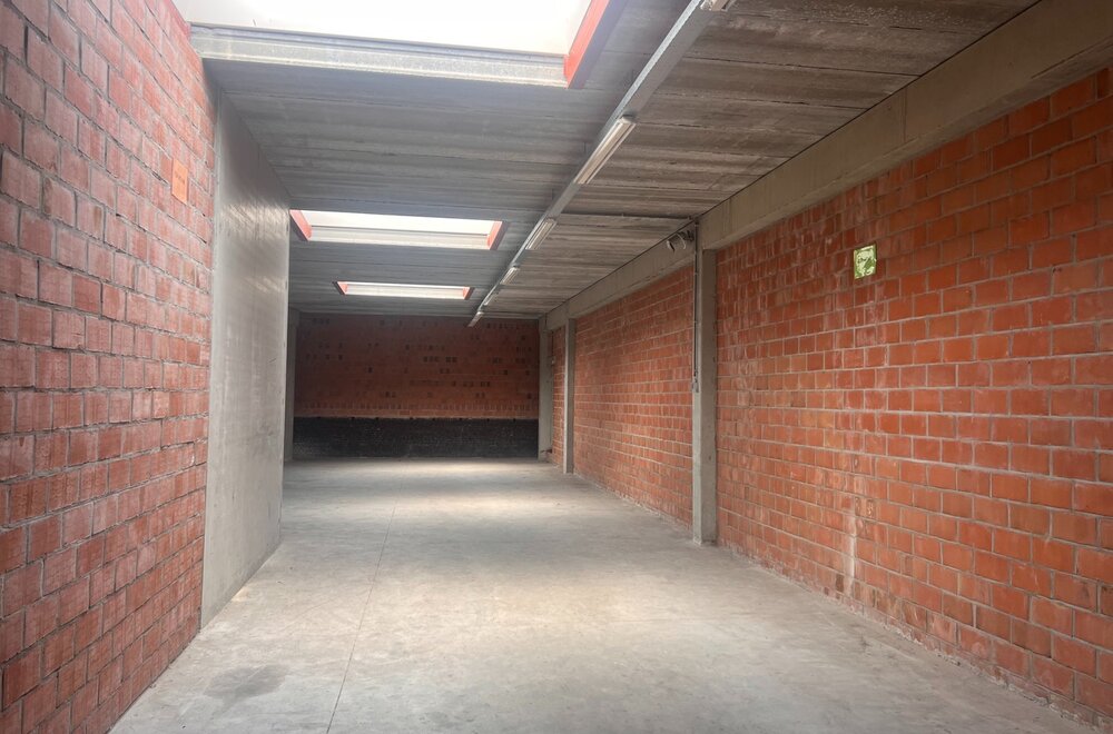voormalig-fabriekspand-in-het-centrum-van-antwerpen-ideaal-voor-ontwikkeling-kantoren-wooneenheden013.jpg