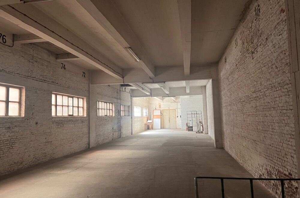 voormalig-fabriekspand-in-het-centrum-van-antwerpen-ideaal-voor-ontwikkeling-kantoren-wooneenheden008.jpg
