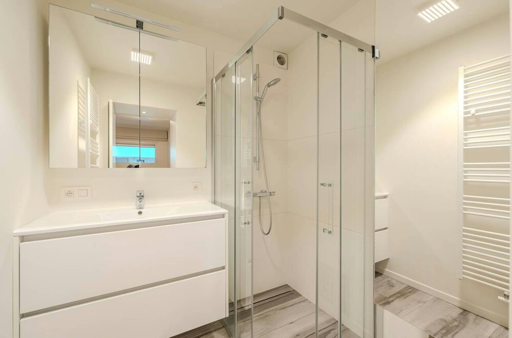 prachtig-nslaapkamer-appartement-te-koop-op-de-zeedijk-te-middelkerke-009.jpg