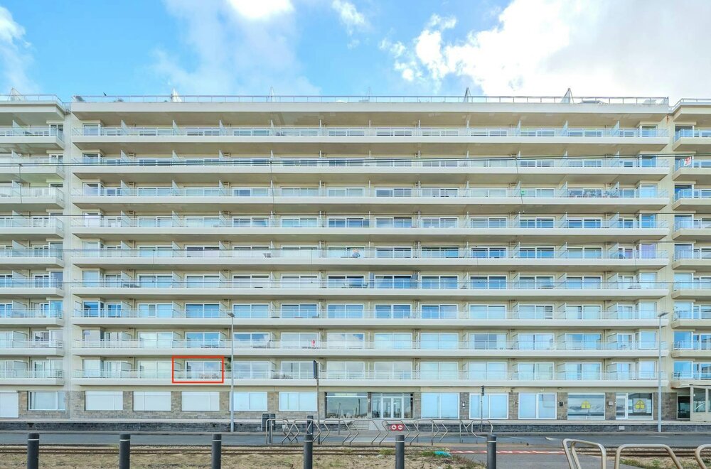 prachtig-nslaapkamer-appartement-te-koop-op-de-zeedijk-te-middelkerke-013.jpg