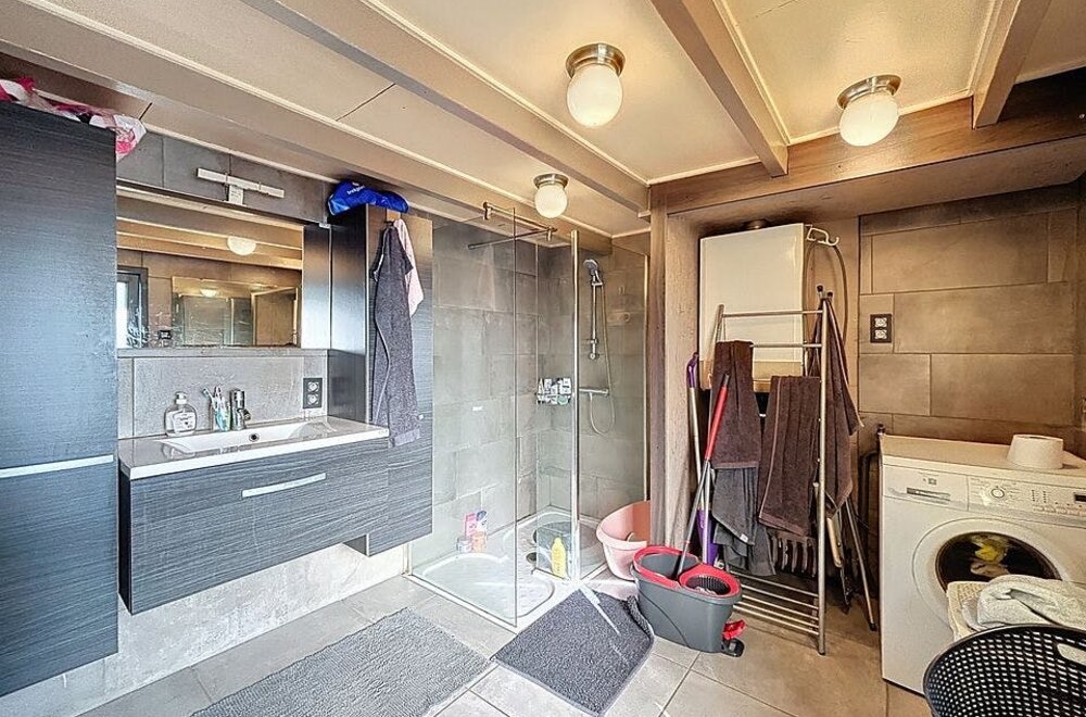 bungalow-te-koop-in-groene-en-bosrijke-omgeving-in-gooreind007.jpg