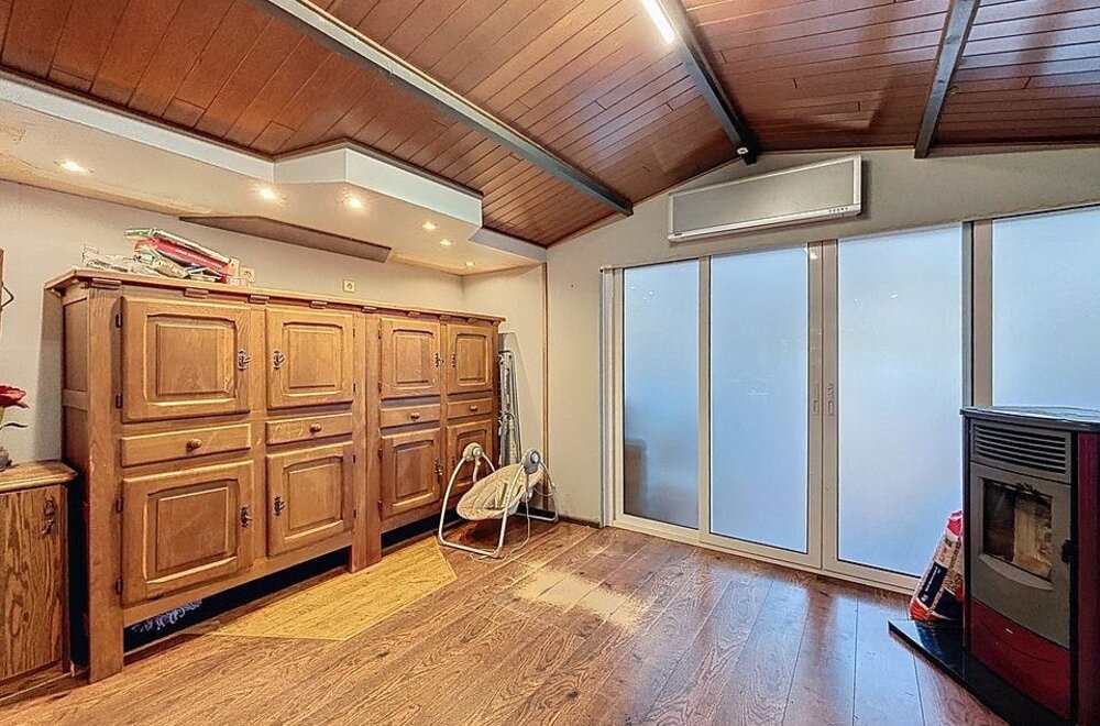 bungalow-te-koop-in-groene-en-bosrijke-omgeving-in-gooreind013.jpg