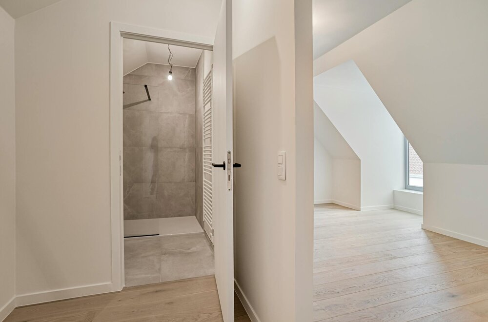 stijlvol-huis-te-centrum-brugge-met-3-slaapkamers-en-garage012.jpg