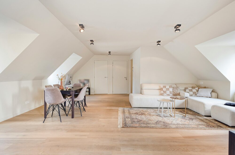 luxueus-appartement-met-2-slaapkamers-te-koop-in-brugge002.jpg
