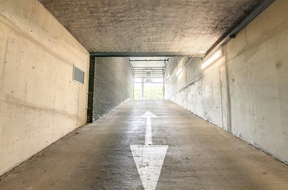 afgesloten-ondergrondse-staanplaats-nr-31-nabij-brugge009.jpg