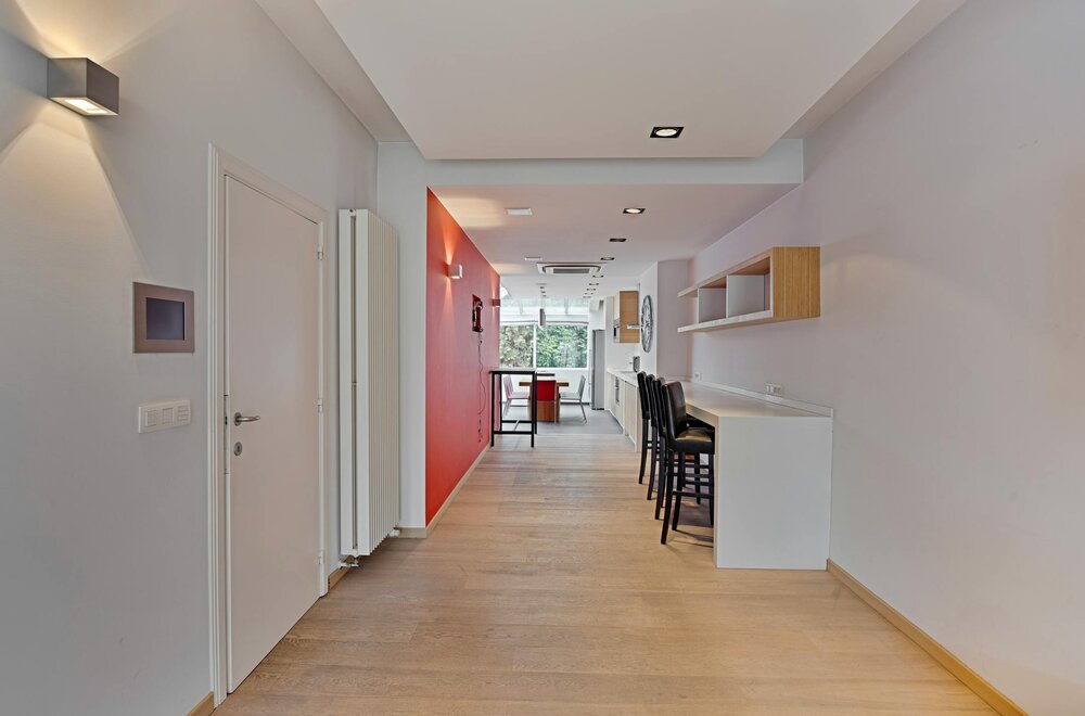 commerci-le-ruimte-met-duplex-appartement-te-koop-in-evere017.jpg