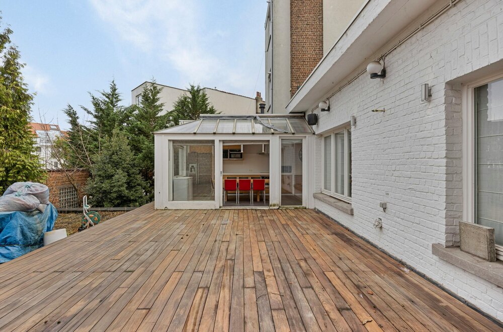 commerci-le-ruimte-met-duplex-appartement-te-koop-in-evere026.jpg