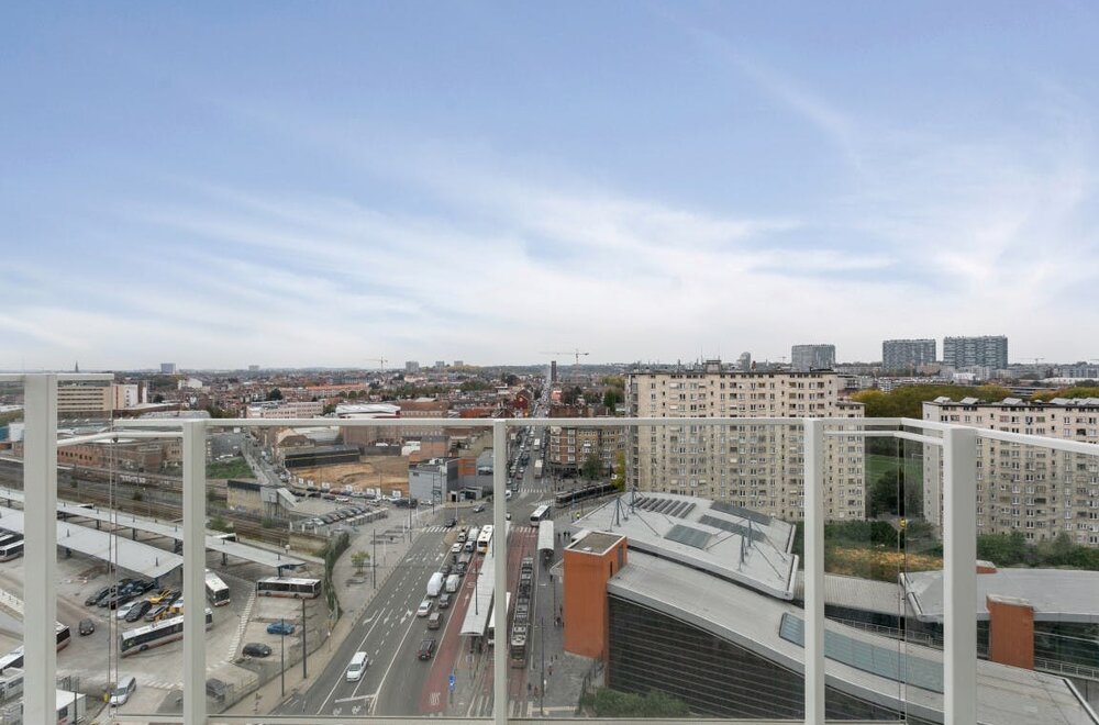 te-koop-recent-1-slpk-appt-met-mooi-uitzicht-en-groot-terras003.jpg