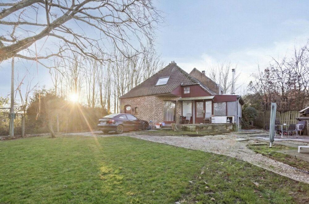 driegevelwoning-te-koop-in-dworp001.jpg