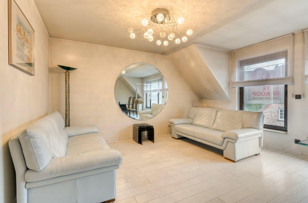 appartement-te-koop-met-dakterras-twee-kamers-en-garage-in-ieper006.jpg