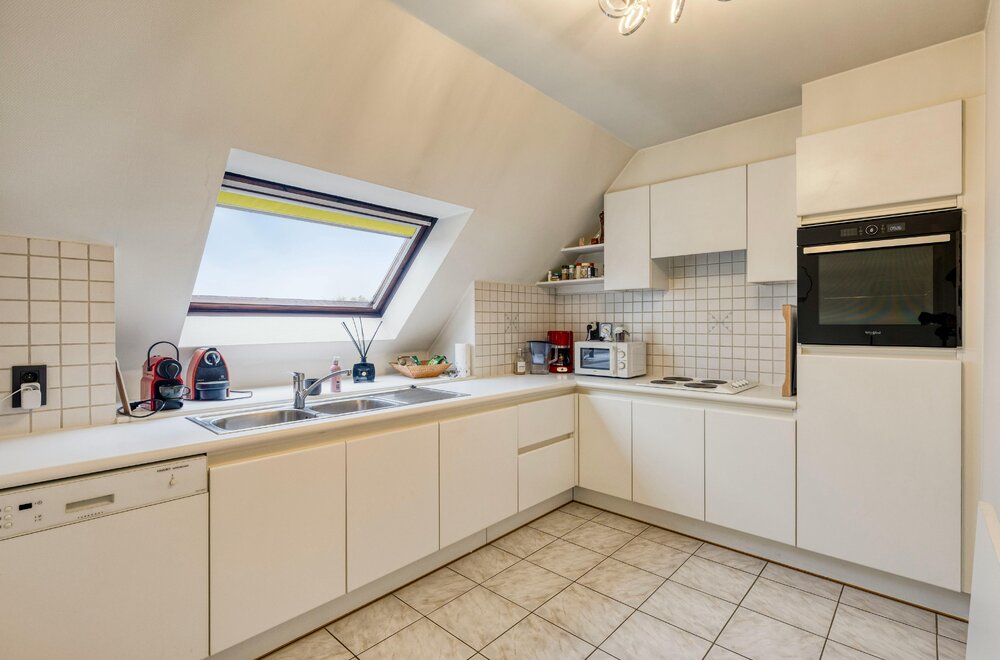 appartement-te-koop-met-dakterras-twee-kamers-en-garage-in-ieper008.jpg