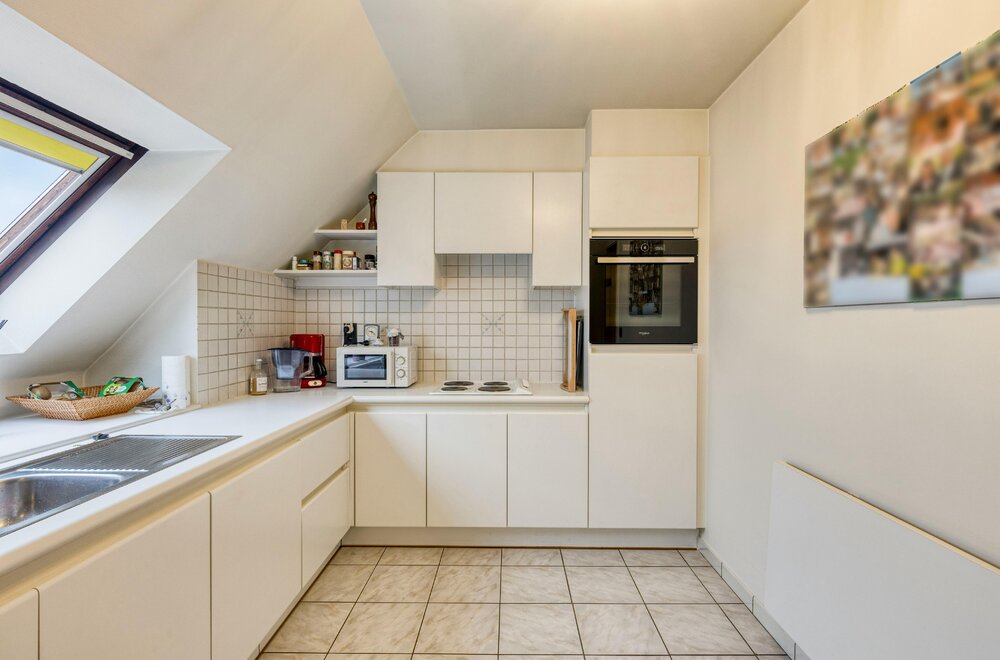 appartement-te-koop-met-dakterras-twee-kamers-en-garage-in-ieper009.jpg