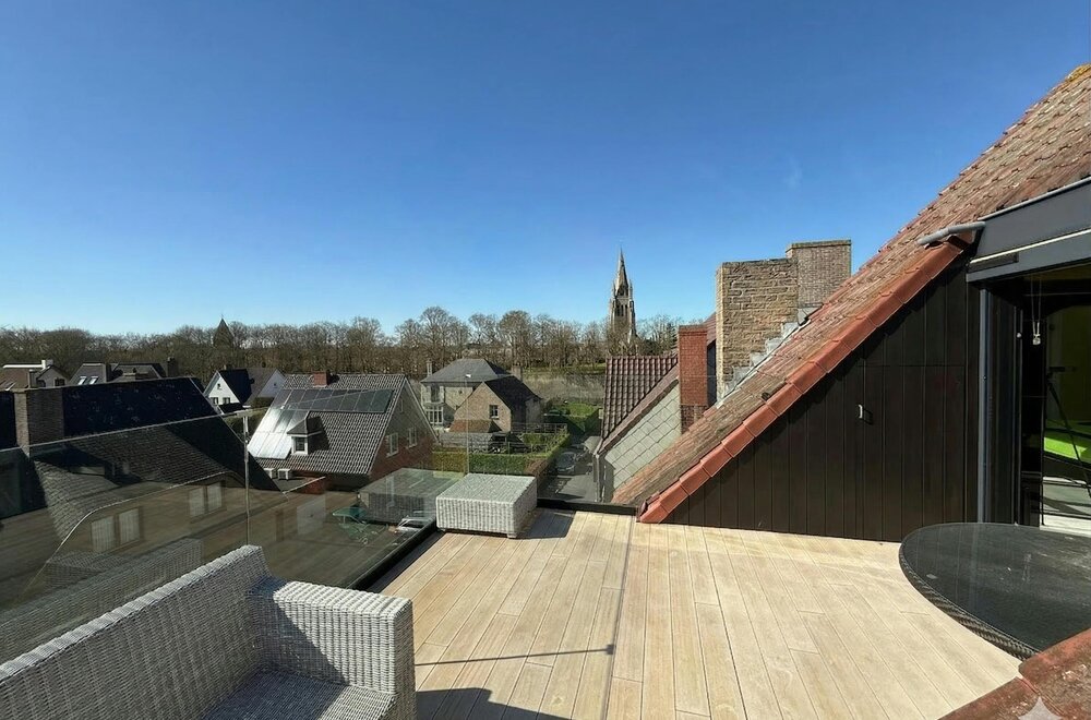appartement-te-koop-met-dakterras-twee-kamers-en-garage-in-ieper015.jpg