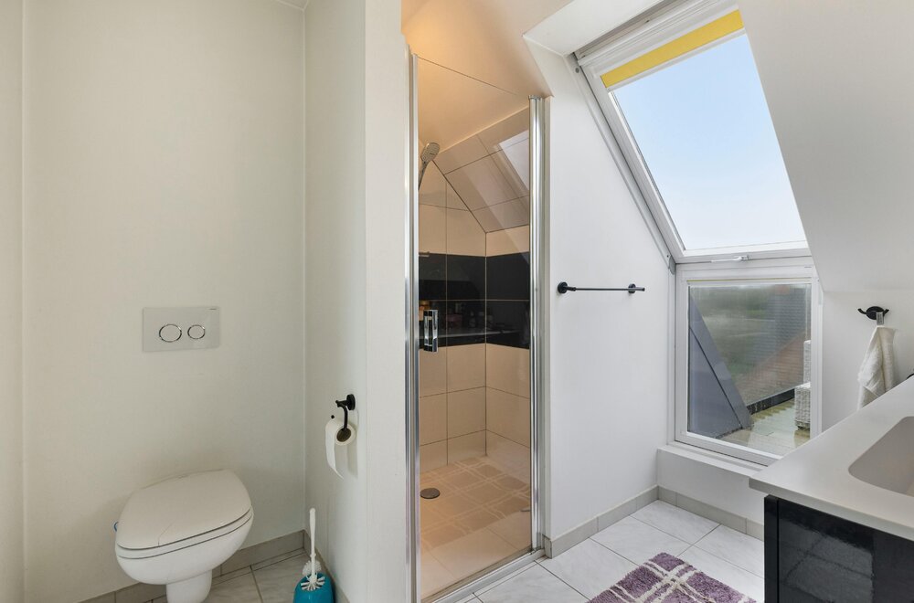 appartement-te-koop-met-dakterras-twee-kamers-en-garage-in-ieper020.jpg