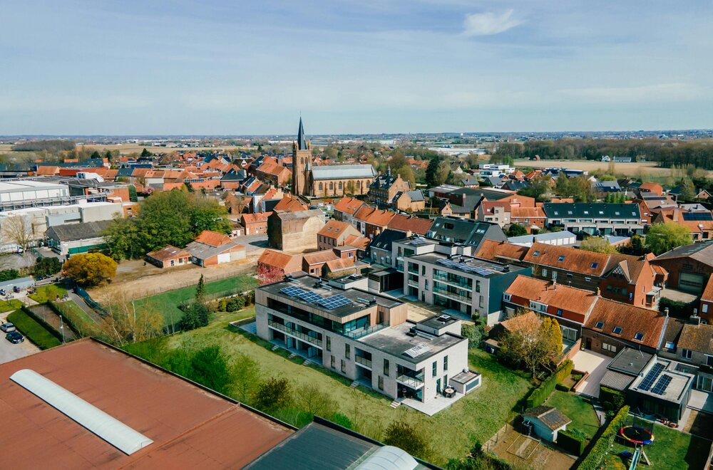 opbrengsteigendom-3-verhuurde-entiteiten-epc-a-met-garage001.jpg